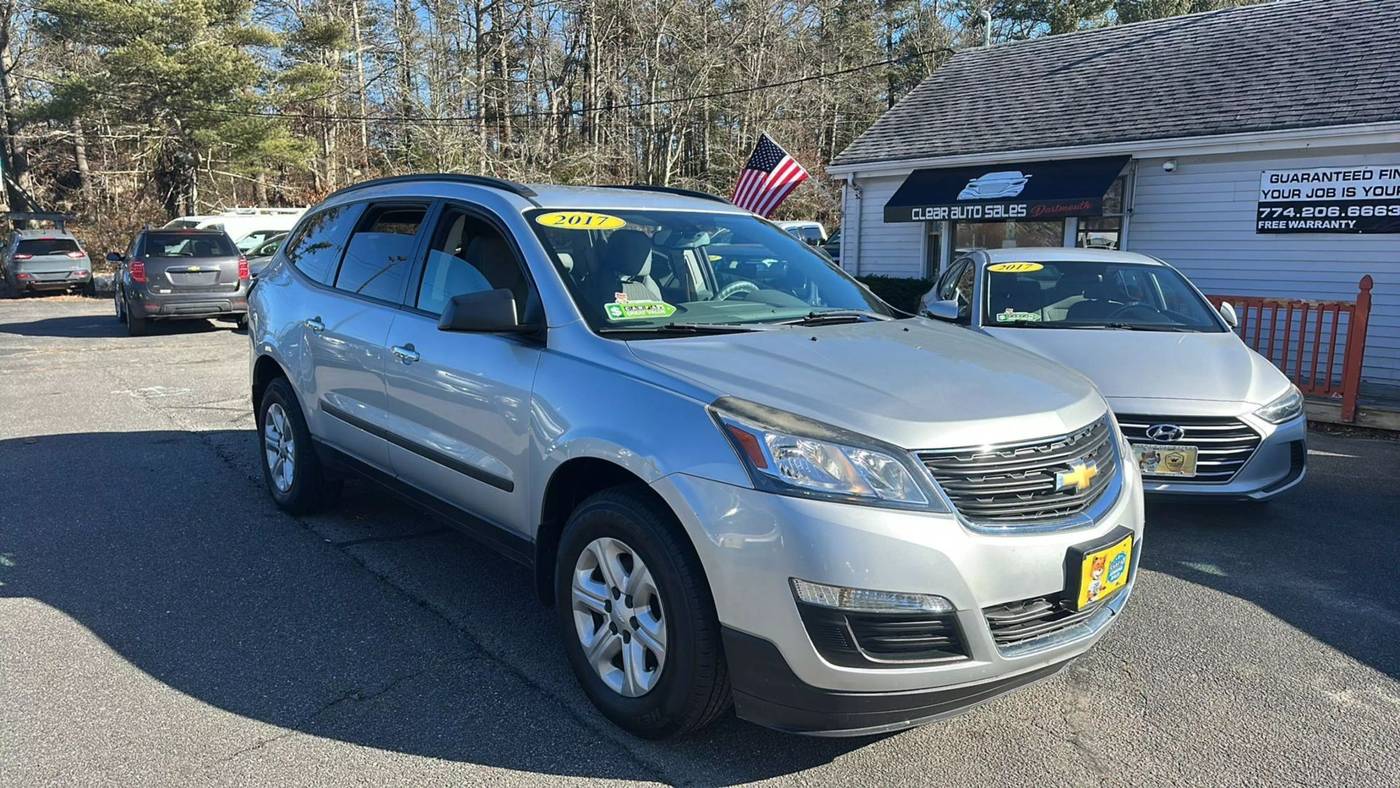 2017 Chevrolet Traverse LS — SUV — 118,054 mi — North Dartmouth, MA
