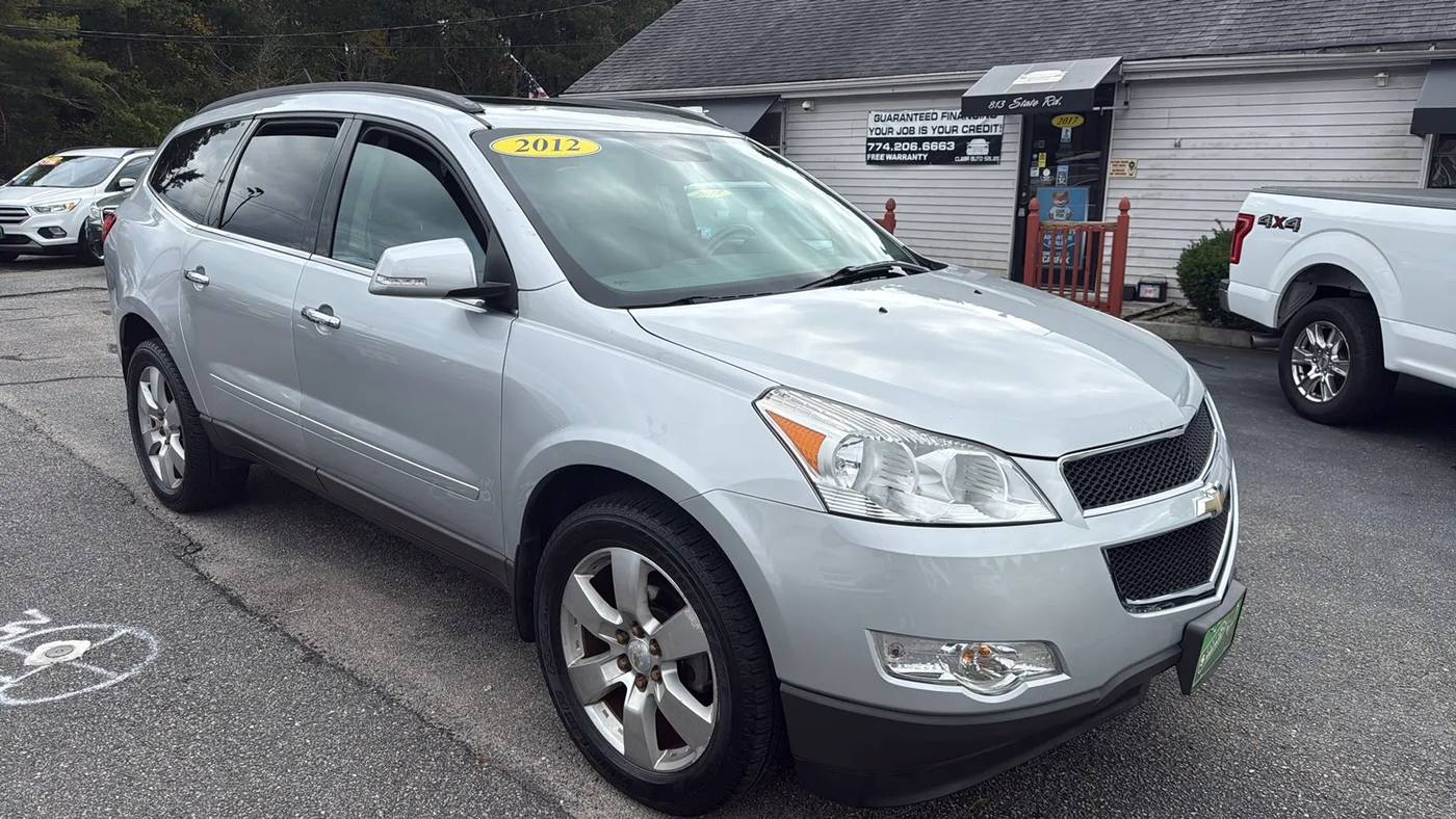 2012 Chevrolet Traverse LT — SUV — 87,355 mi — North Dartmouth, MA