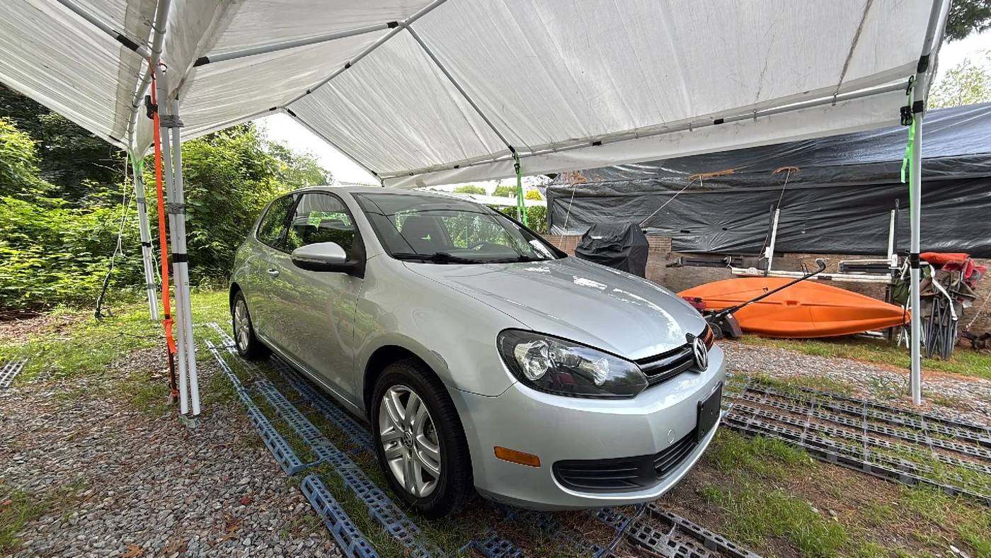 2010 Volkswagen Golf Base — Hatchback — 144,715 mi — North Dartmouth, MA