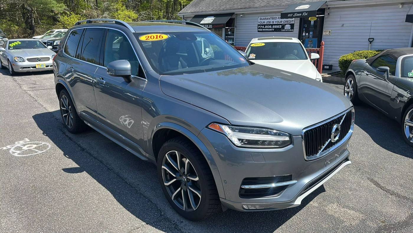 2016 Volvo XC90 T6 Momentum — SUV — 110,277 mi — North Dartmouth, MA