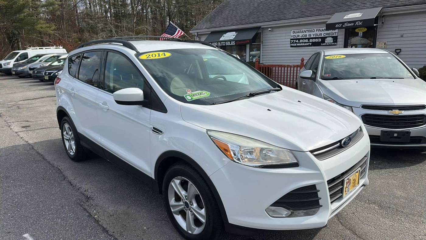 2014 Ford Escape SE — SUV — 136,851 mi — North Dartmouth, MA