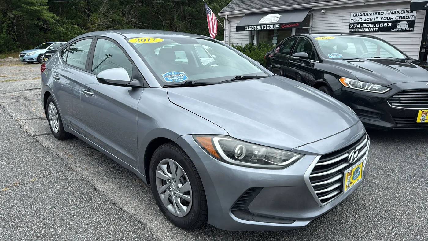 2017 Hyundai Elantra SE — Sedan — 132,917 mi — North Dartmouth, MA