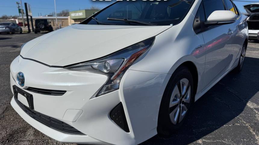 2016 Toyota Prius Two — Hatchback — 84,747 mi — Arlington, TX