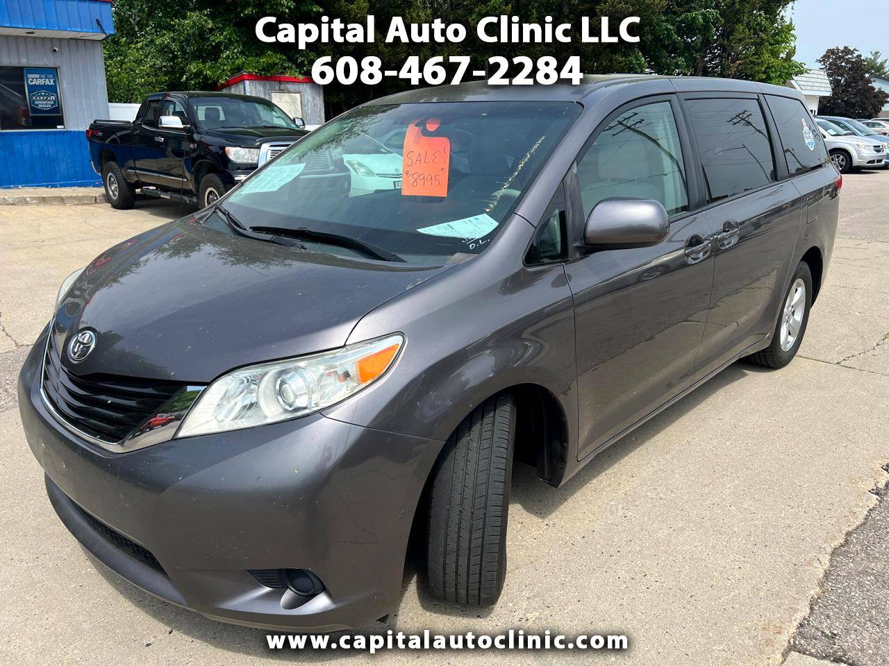 2011 Toyota Sienna Base — Minivan — 160,797 mi — Madison, WI