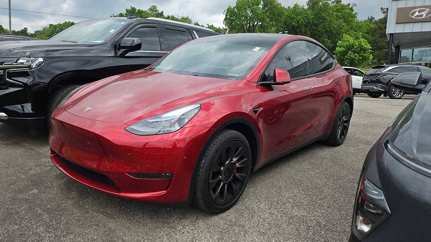 2024 Tesla Model Y Long Range — SUV — 15,112 mi — Nashville, TN