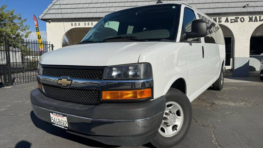 2017 Chevrolet Express Passenger LT — Passenger Van — 134,952 mi — Fontana, CA