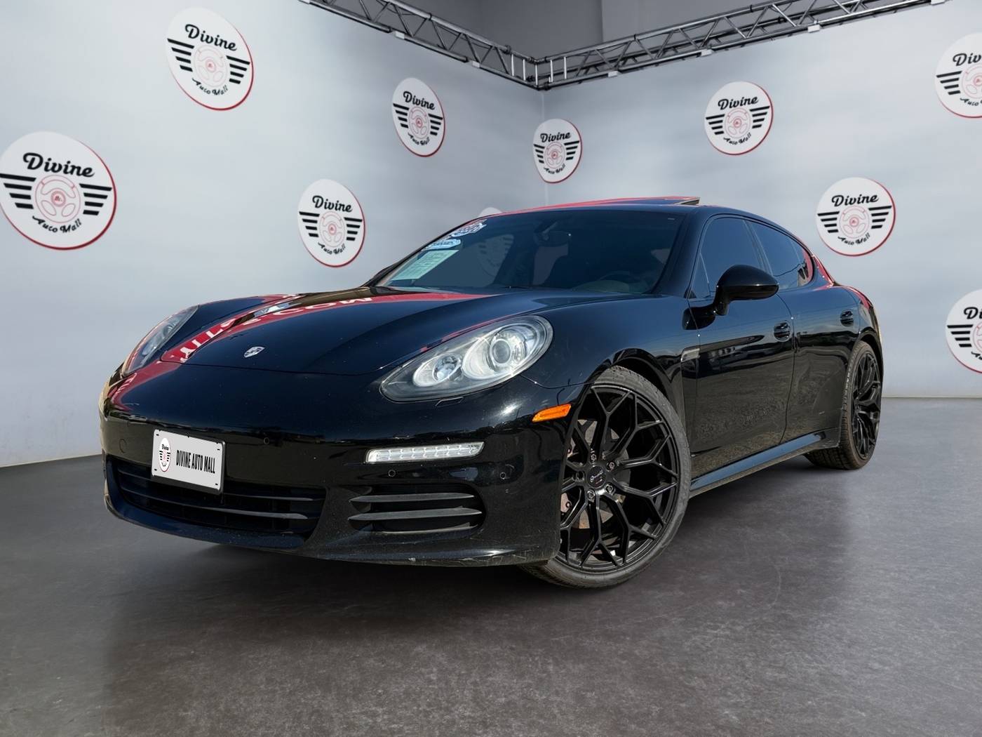 2014 Porsche Panamera Panamera 4 — Sedan — 116,708 mi — Fontana, CA