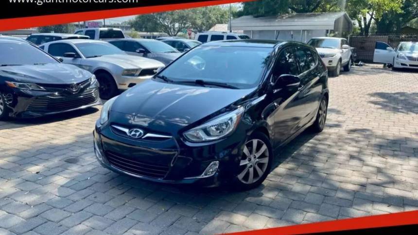 2013 Hyundai Accent SE — Hatchback — 133,782 mi — Tampa, FL