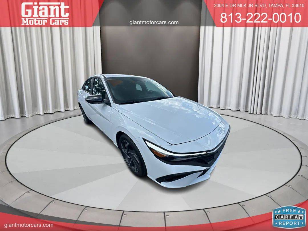 2025 Hyundai Elantra SEL Sport — Sedan — 3,556 mi — Tampa, FL