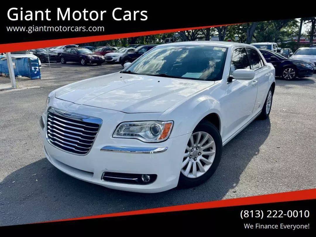2014 Chrysler 300 Base — Sedan — 104,402 mi — Tampa, FL