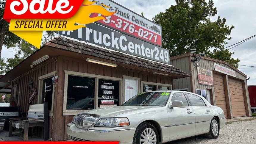 2004 Lincoln Town Car Ultimate — Sedan — 117,451 mi — Houston, TX