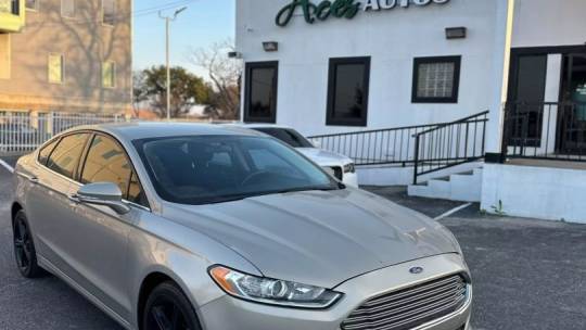 2016 Ford Fusion SE — Sedan — 112,195 mi — San Antonio, TX