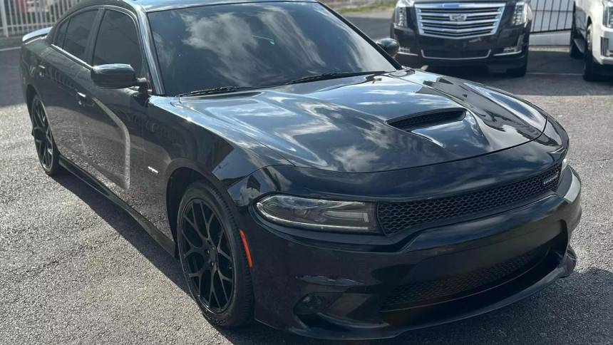 Used dodge charger clearance hemi