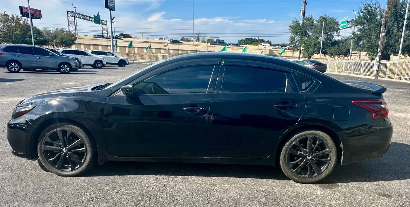 2017 Nissan Altima 2.5 SR — Sedan — 61,577 mi — San Antonio, TX