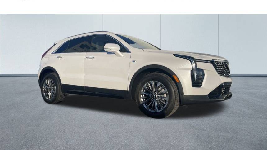 2024 Cadillac XT4 Premium Luxury — SUV — 1,722 mi — Greenwood, IN