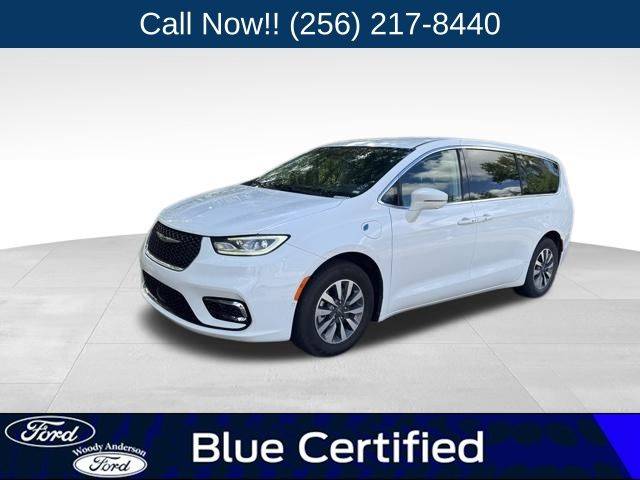 2022 Chrysler Pacifica Hybrid Touring L — Minivan — 84,550 mi — Huntsville, AL