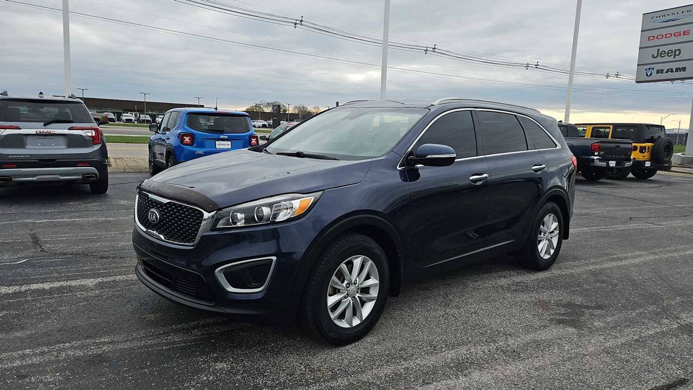2017 Kia Sorento LX — SUV — 105,004 mi — Bowling Green, KY
