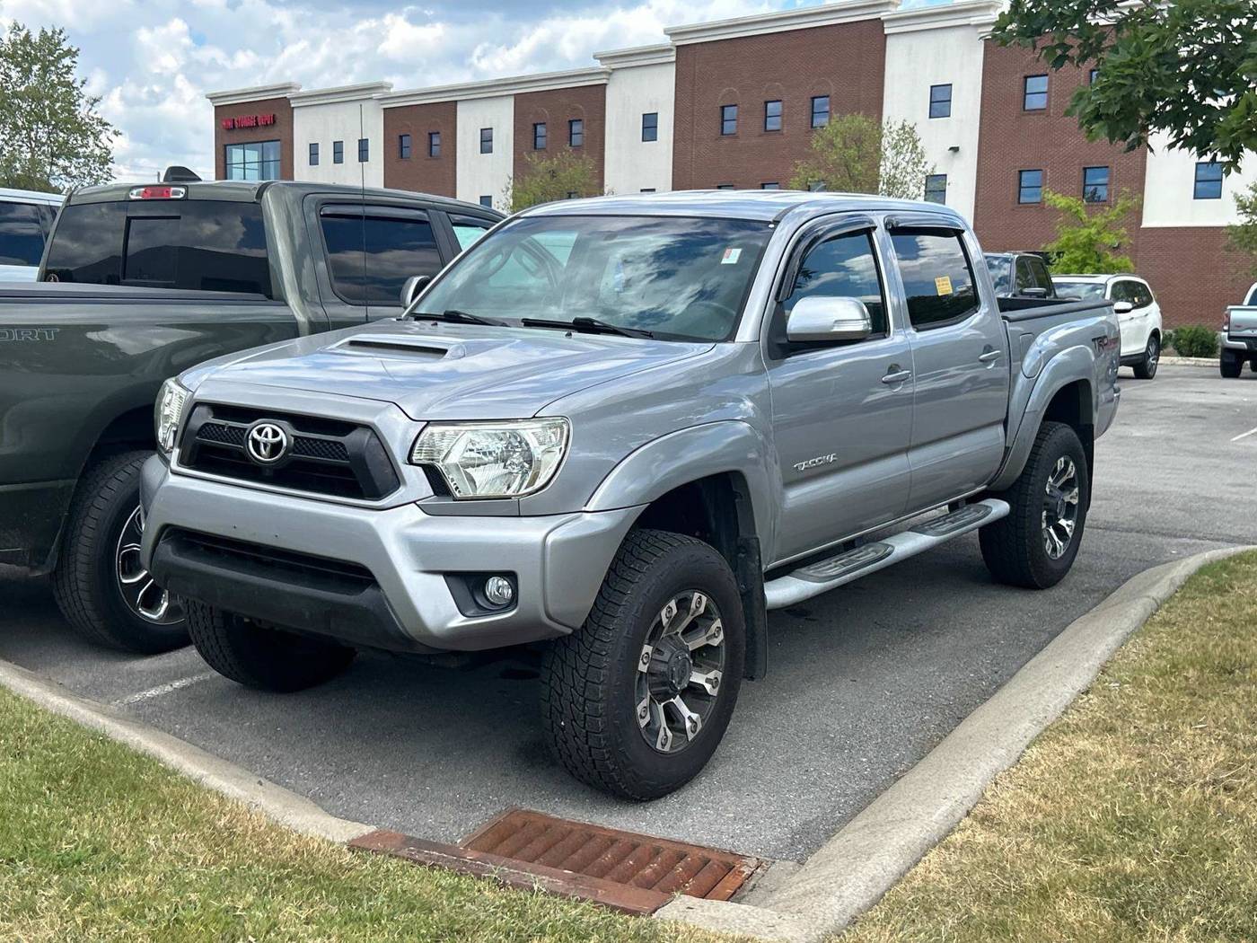 2015 Toyota Tacoma PreRunner — Pickup Truck — 104,594 mi — Murfreesboro, TN