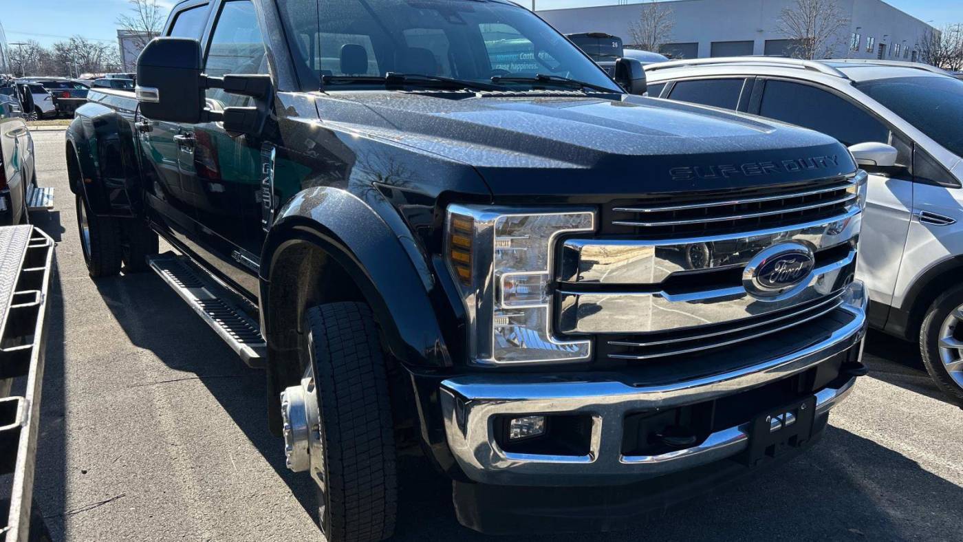 2019 Ford Super Duty F-450 Lariat — Pickup Truck — 204,166 mi — Murfreesboro, TN