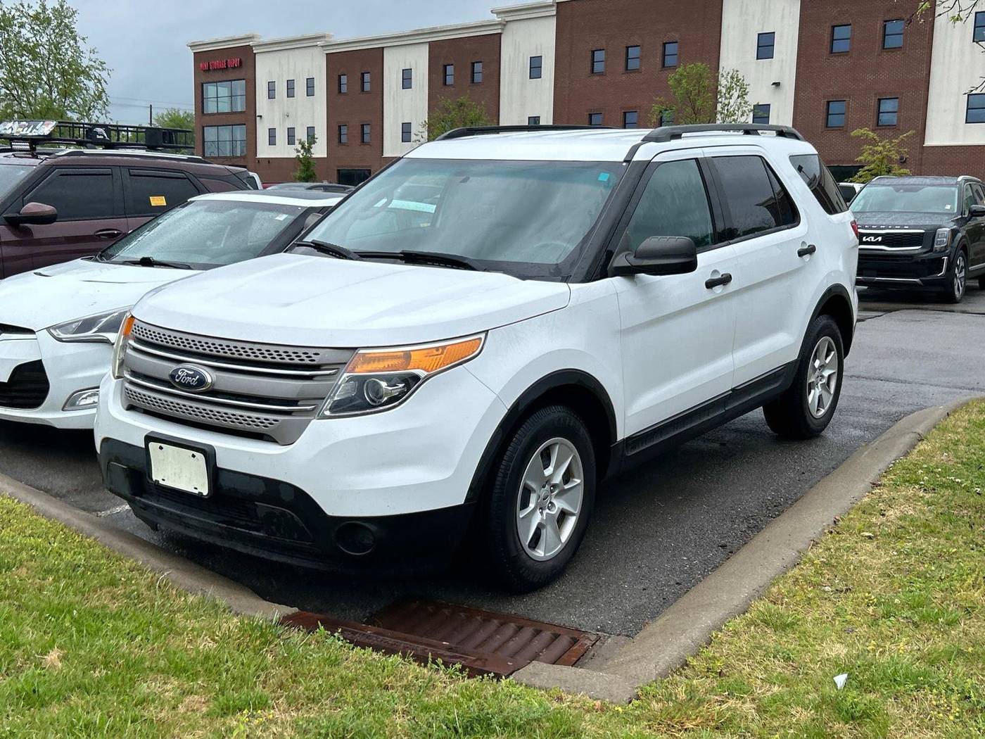 2014 Ford Explorer Base — SUV — 100,300 mi — Murfreesboro, TN