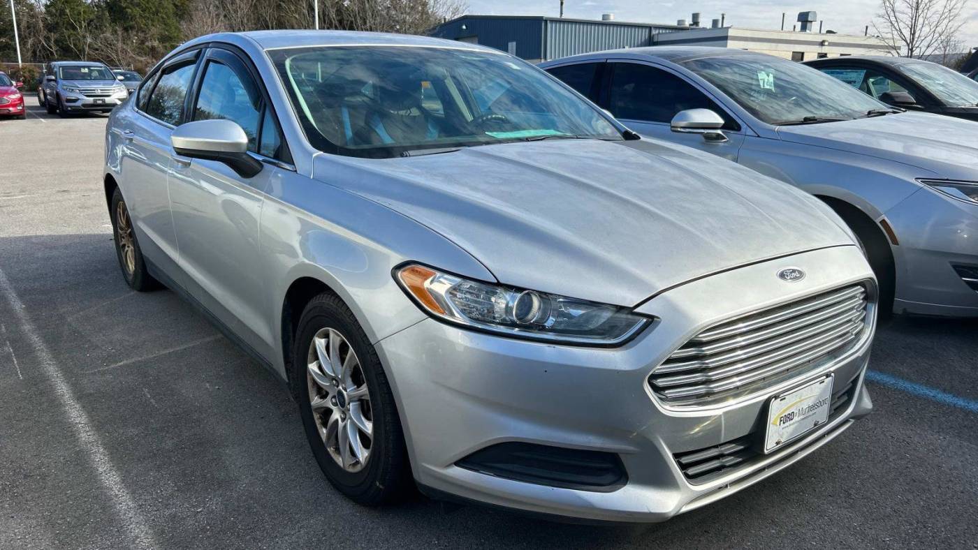 2015 Ford Fusion S — Sedan — 81,177 mi — Murfreesboro, TN