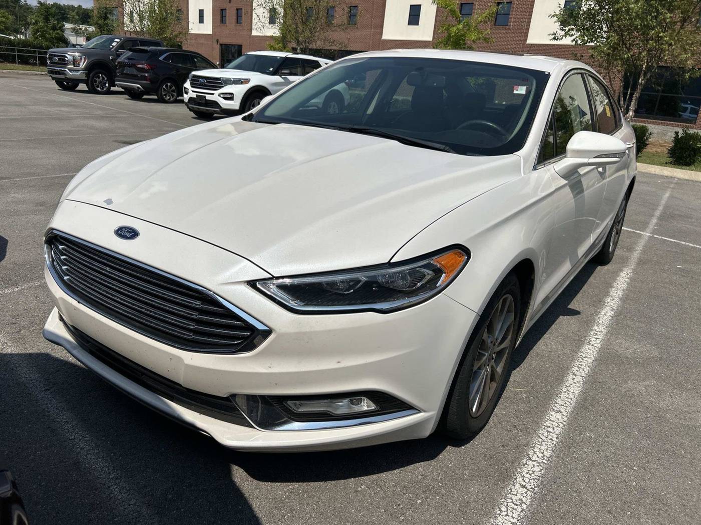 2017 Ford Fusion SE — Sedan — 85,925 mi — Murfreesboro, TN