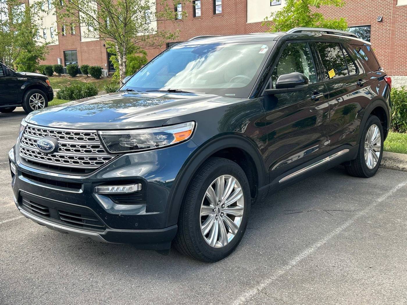 2023 Ford Explorer Limited — SUV — 27,635 mi — Murfreesboro, TN
