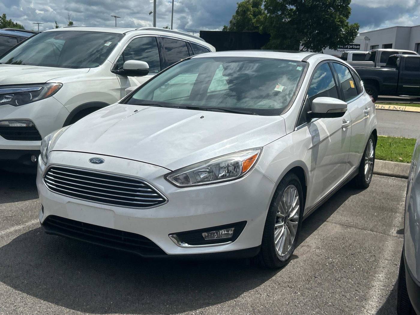 2017 Ford Focus Titanium — Hatchback — 77,924 mi — Murfreesboro, TN
