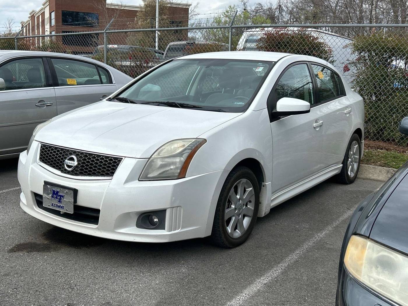 2010 Nissan Sentra 2.0 SR — Sedan — 160,776 mi — Murfreesboro, TN