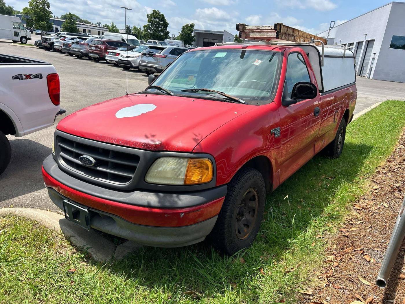 2004 Ford F-150 Heritage XL — Pickup Truck — 186,009 mi — Murfreesboro, TN