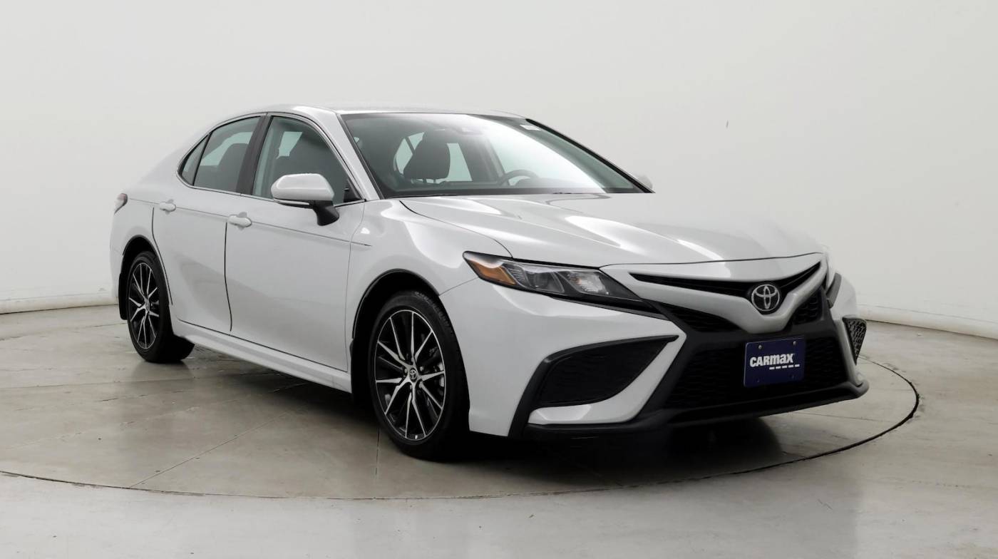 2024 Toyota Camry SE — Sedan — 5,856 mi — Brandywine, MD