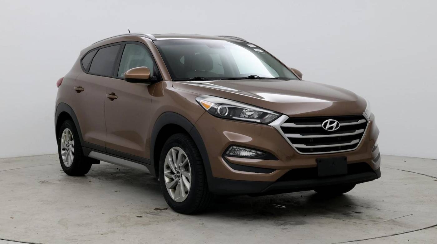 2017 Hyundai Tucson SE — SUV — 92,544 mi — Brandywine, MD