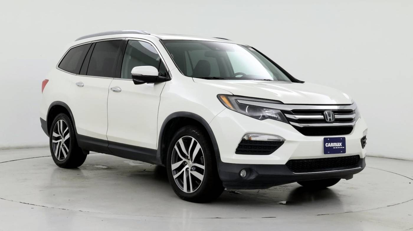 2017 Honda Pilot Touring — SUV — 83,220 mi — St. Louis, MO
