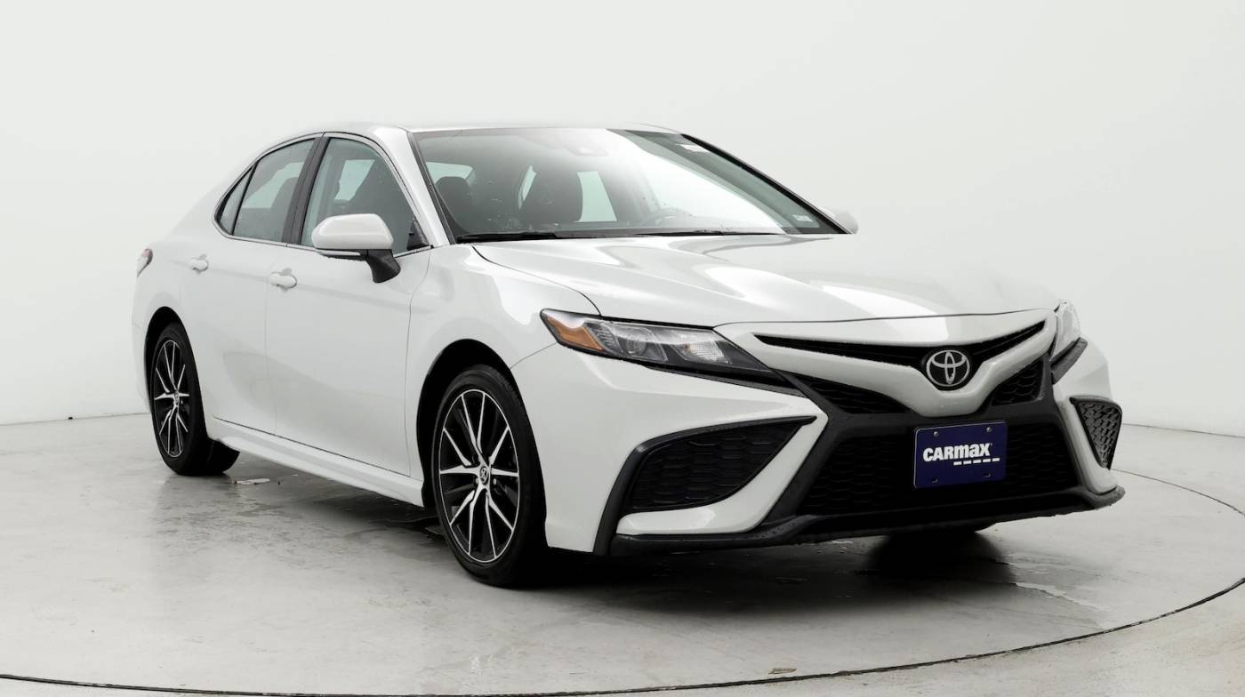 2022 Toyota Camry SE — Sedan — 35,813 mi — St. Louis, MO