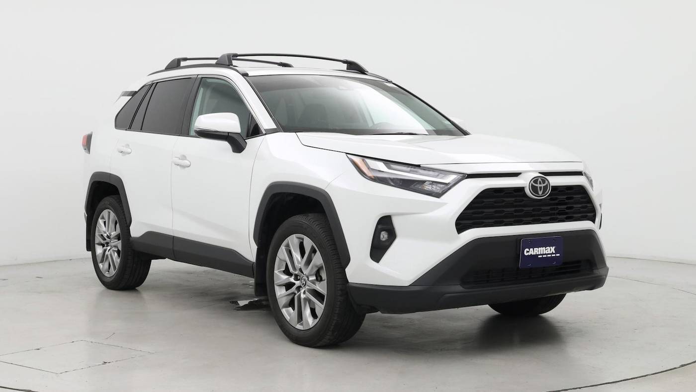 2023 Toyota RAV4 XLE Premium — SUV — 36,918 mi — St. Louis, MO