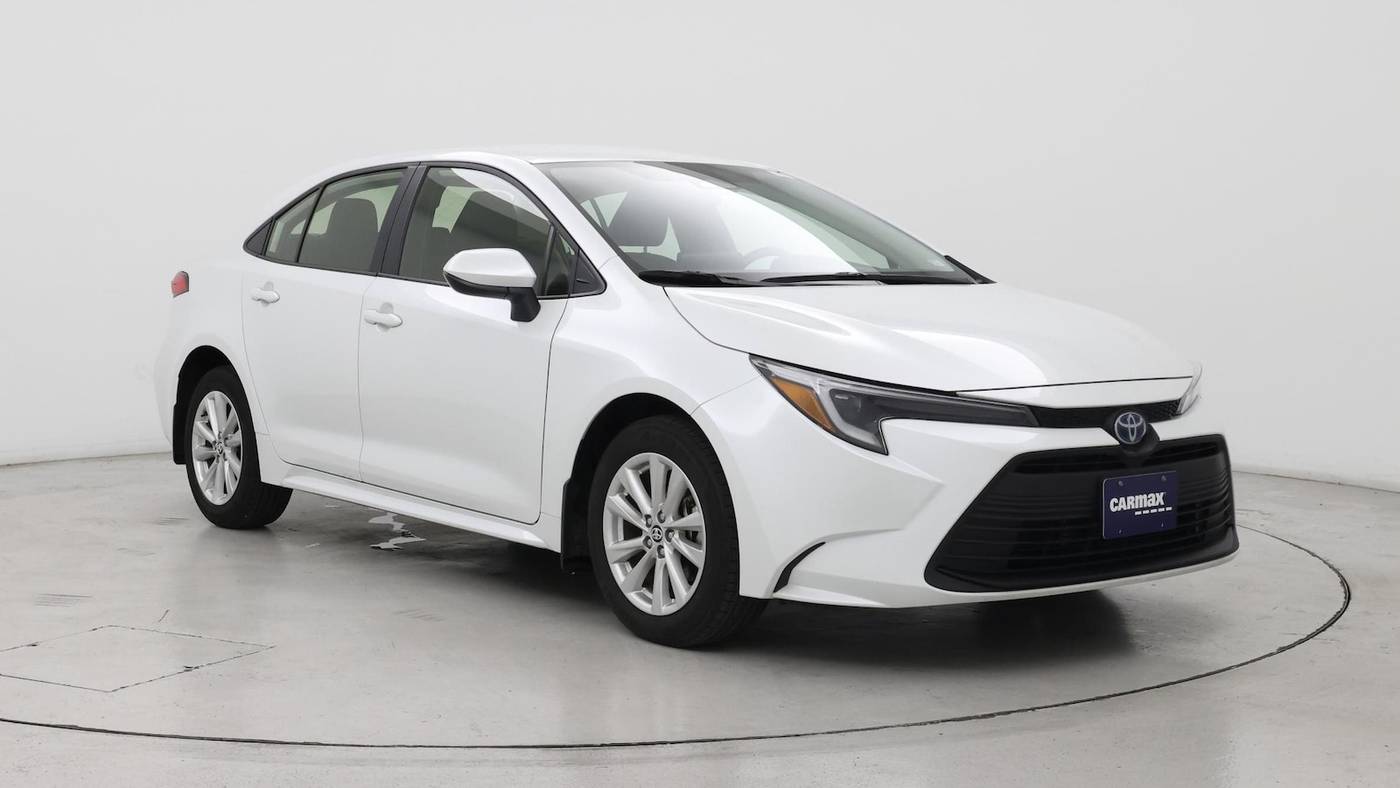 2024 Toyota Corolla Hybrid LE — Sedan — 13,324 mi — St. Louis, MO