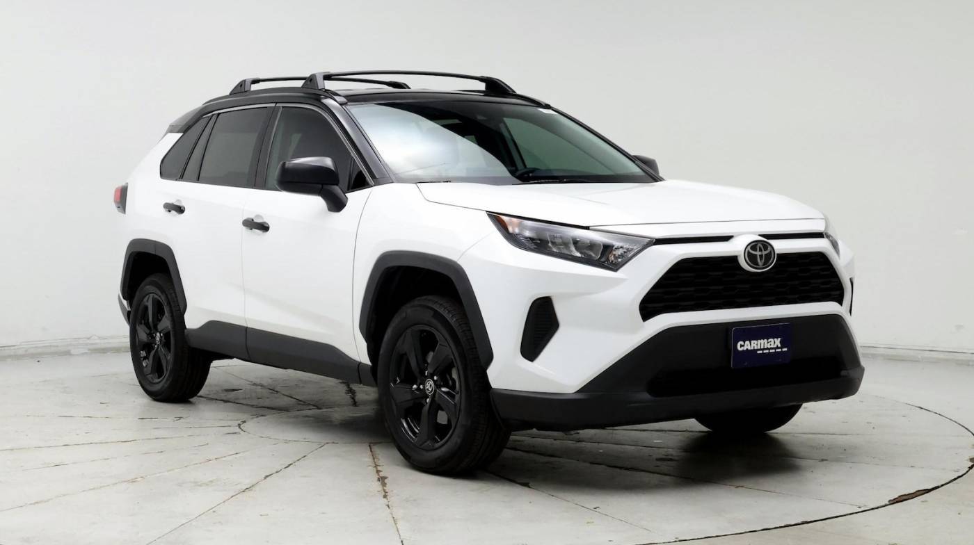2020 Toyota RAV4 LE — SUV — 69,827 mi — St. Louis, MO