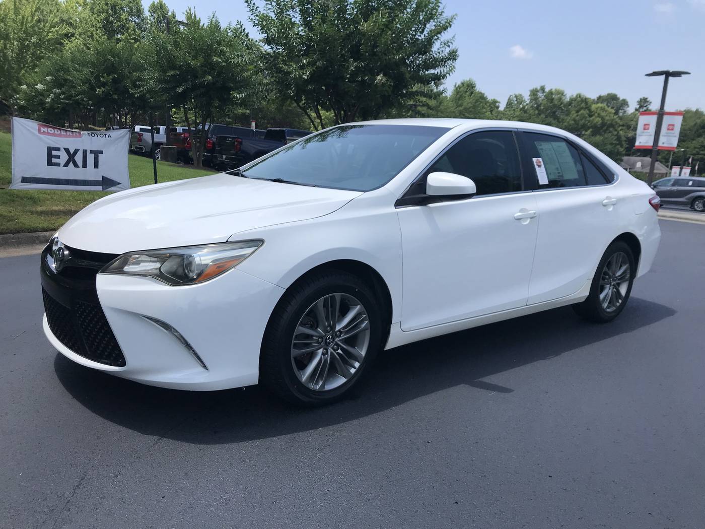 2017 Toyota Camry SE — Sedan — 160,490 mi — Winston-Salem, NC
