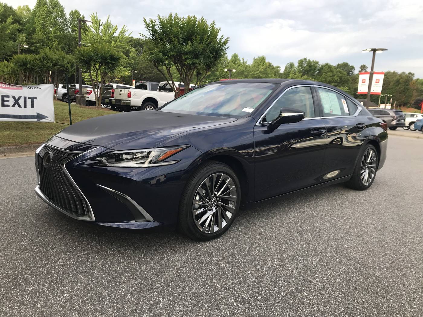 2025 Lexus ES ES 350 Ultra Luxury — Sedan — 1,381 mi — Winston-Salem, NC