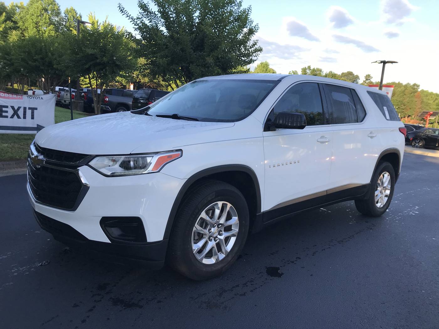 2018 Chevrolet Traverse LS — SUV — 99,563 mi — Winston-Salem, NC