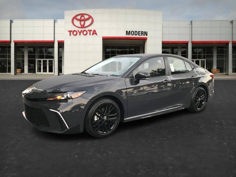 2025 Toyota Camry Hybrid SE — Sedan — 1,215 mi — Winston-Salem, NC