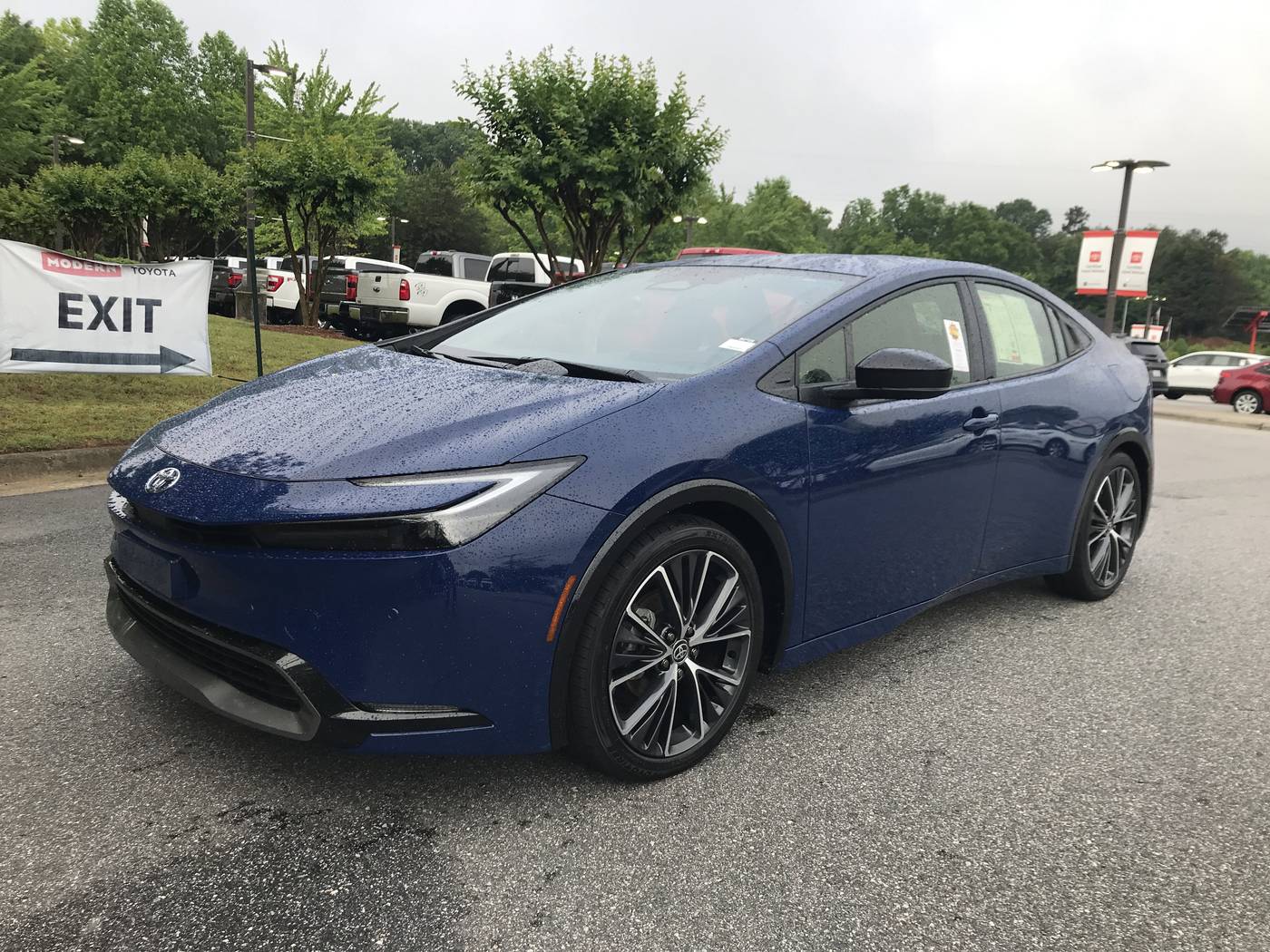 2024 Toyota Prius XLE — Hatchback — 9,636 mi — Winston-Salem, NC