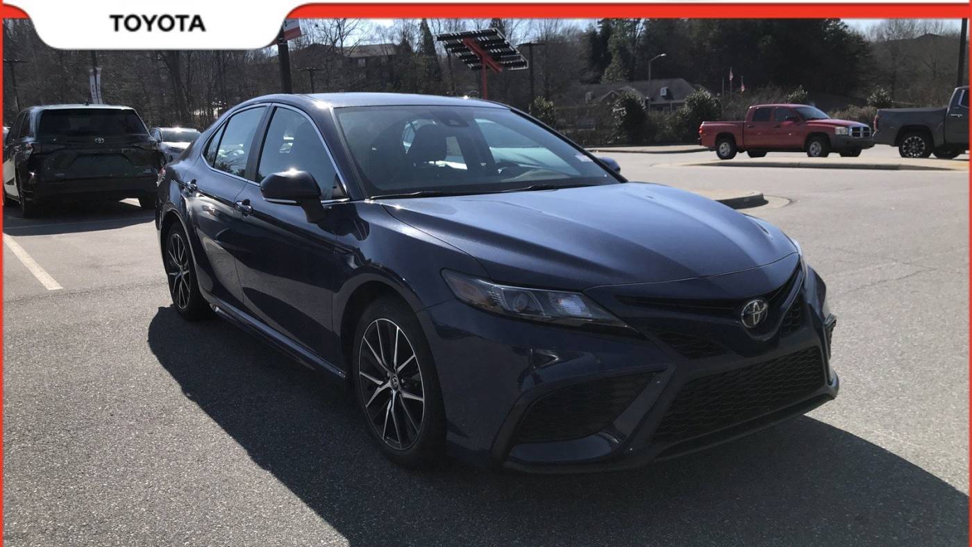 2023 Toyota Camry SE — Sedan — 35,708 mi — Winston-Salem, NC