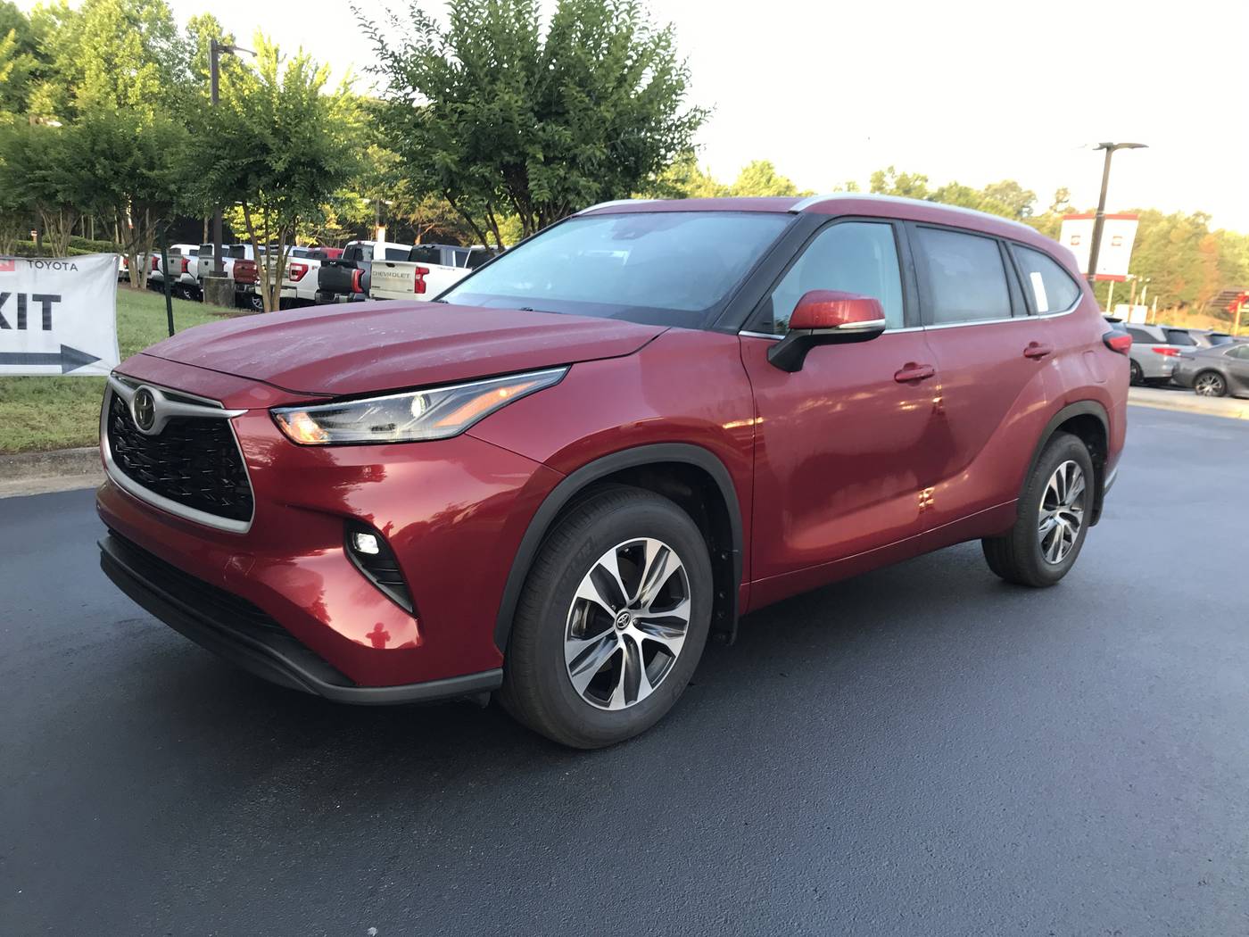 2024 Toyota Highlander XLE — SUV — 19,620 mi — Winston-Salem, NC