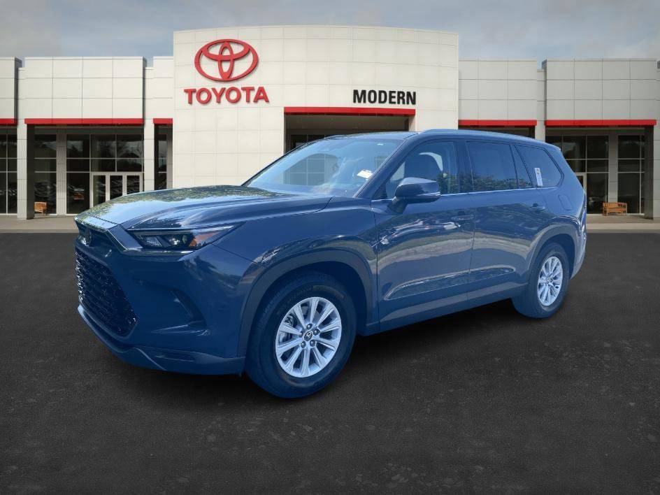 2025 Toyota Grand Highlander XLE — SUV — 13,964 mi — Winston-Salem, NC