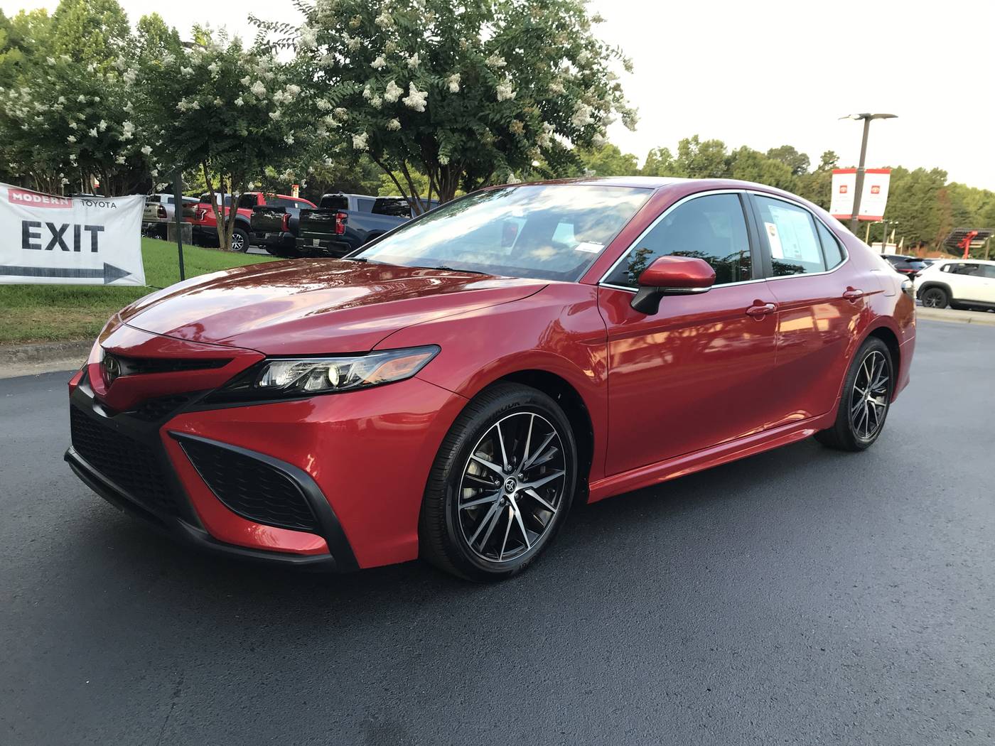 2023 Toyota Camry SE — Sedan — 38,831 mi — Winston-Salem, NC