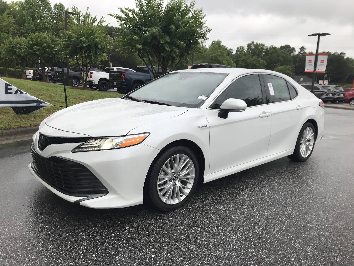 2020 Toyota Camry Hybrid XLE — Sedan — 106,267 mi — Winston-Salem, NC