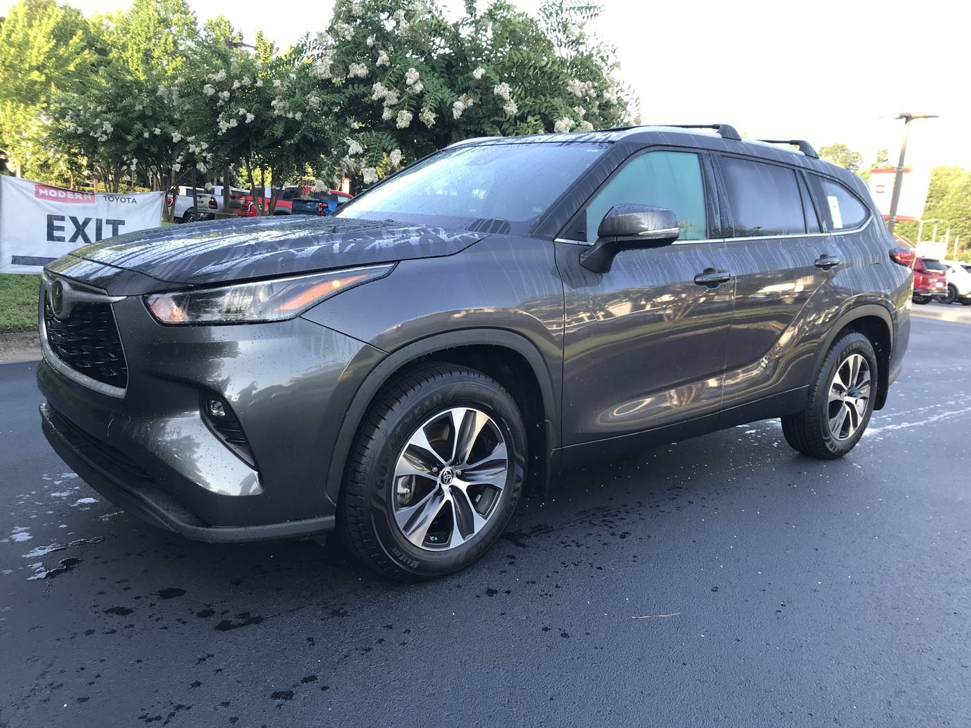 2022 Toyota Highlander XLE — SUV — 43,162 mi — Winston-Salem, NC