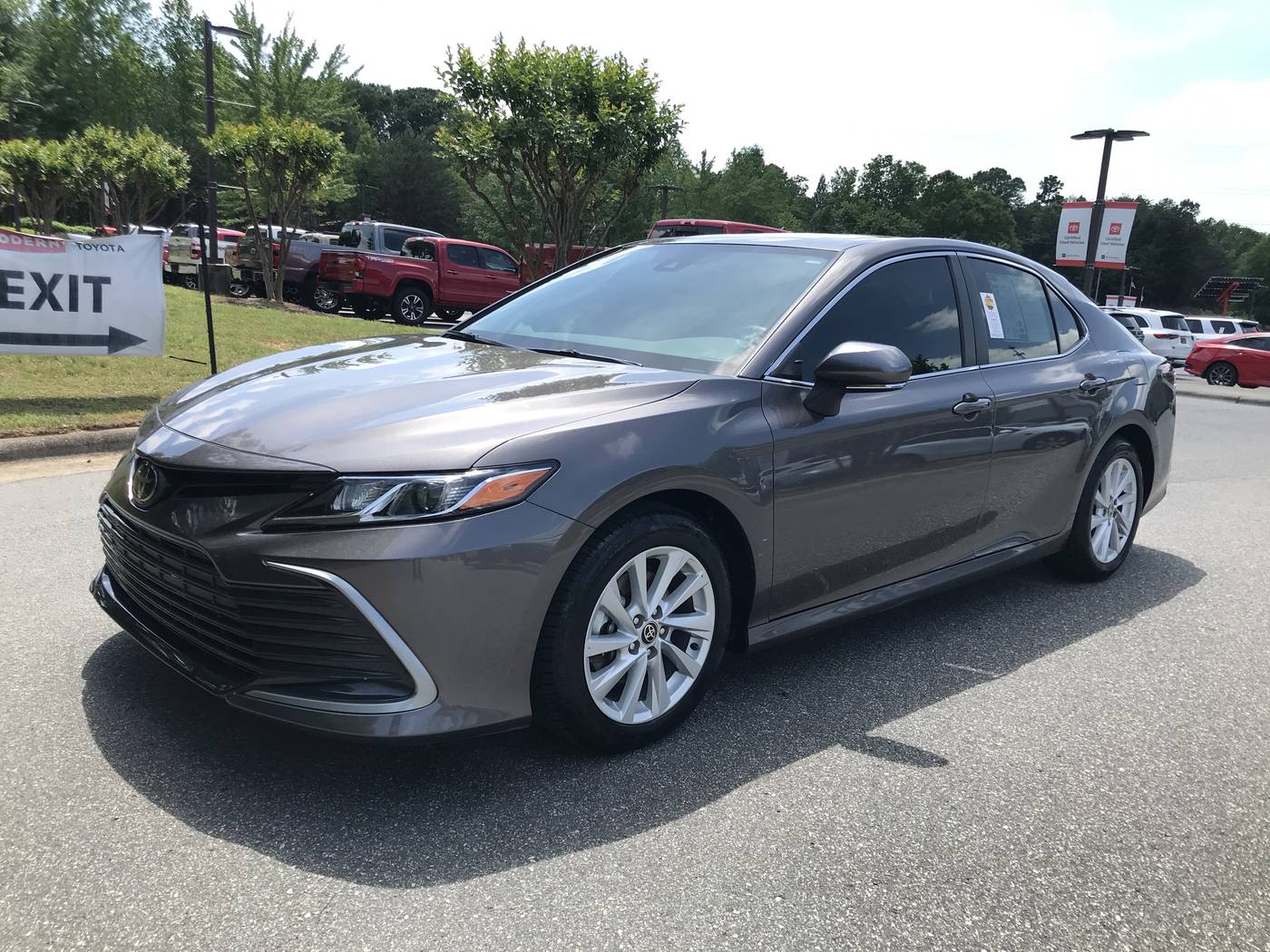 2022 Toyota Camry LE — Sedan — 32,471 mi — Winston-Salem, NC