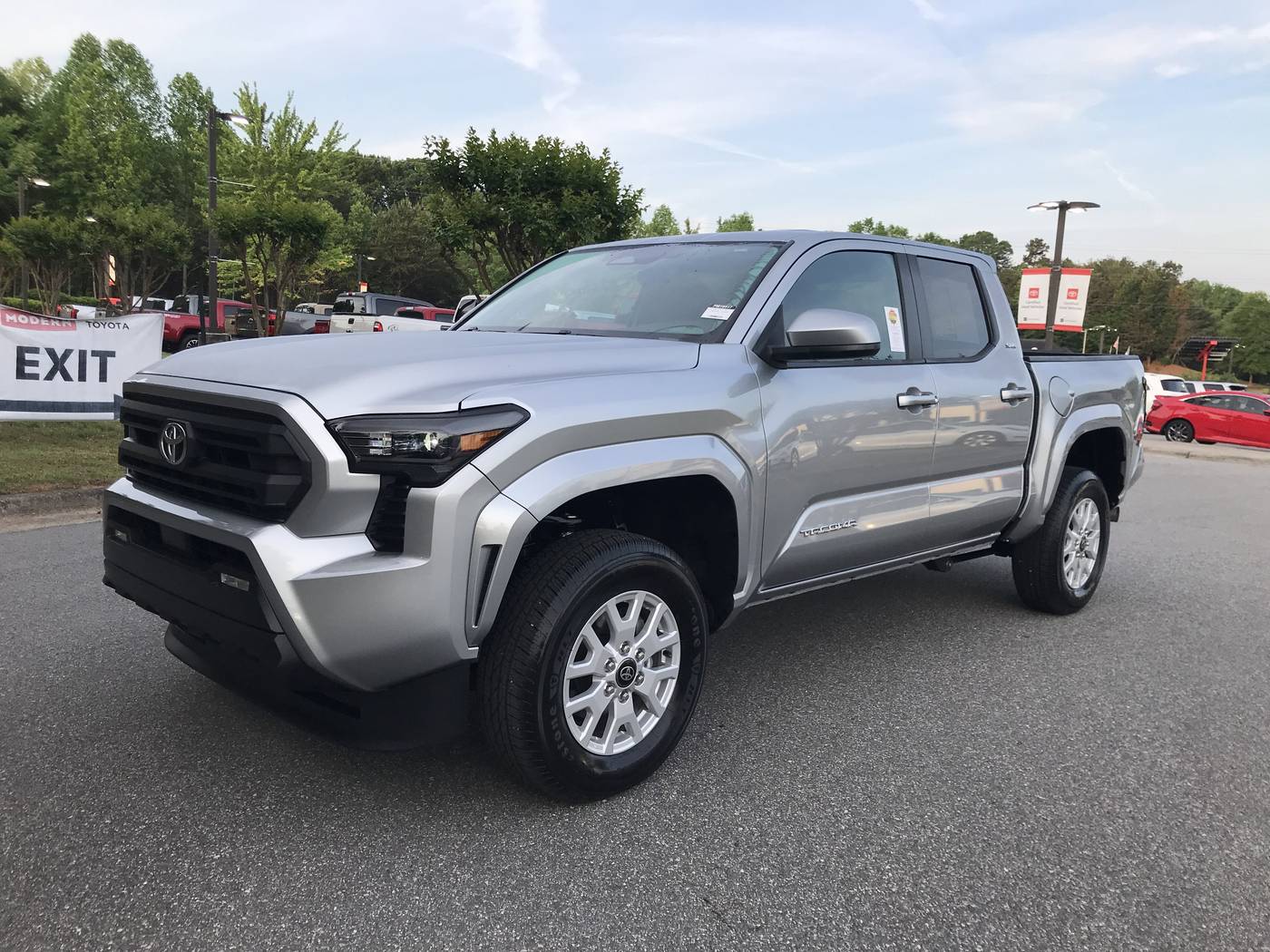 2024 Toyota Tacoma SR5 — Pickup Truck — 5,158 mi — Winston-Salem, NC